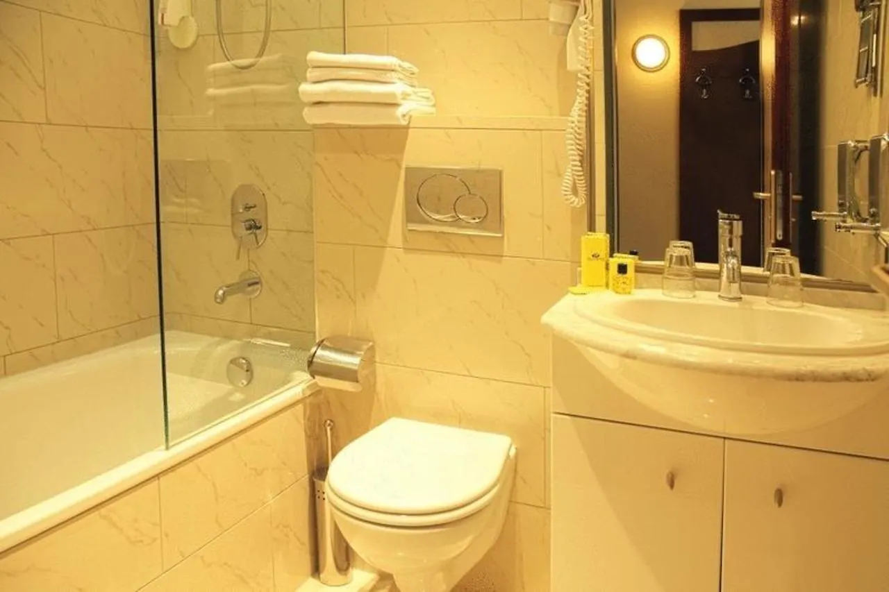 Atlas City Hotel München