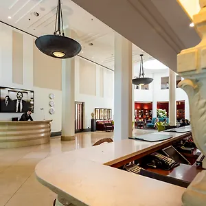 Hotel Rocco The Charles, Monachium