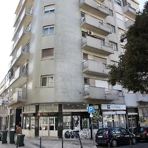 Pensión Lisbon Suite Home