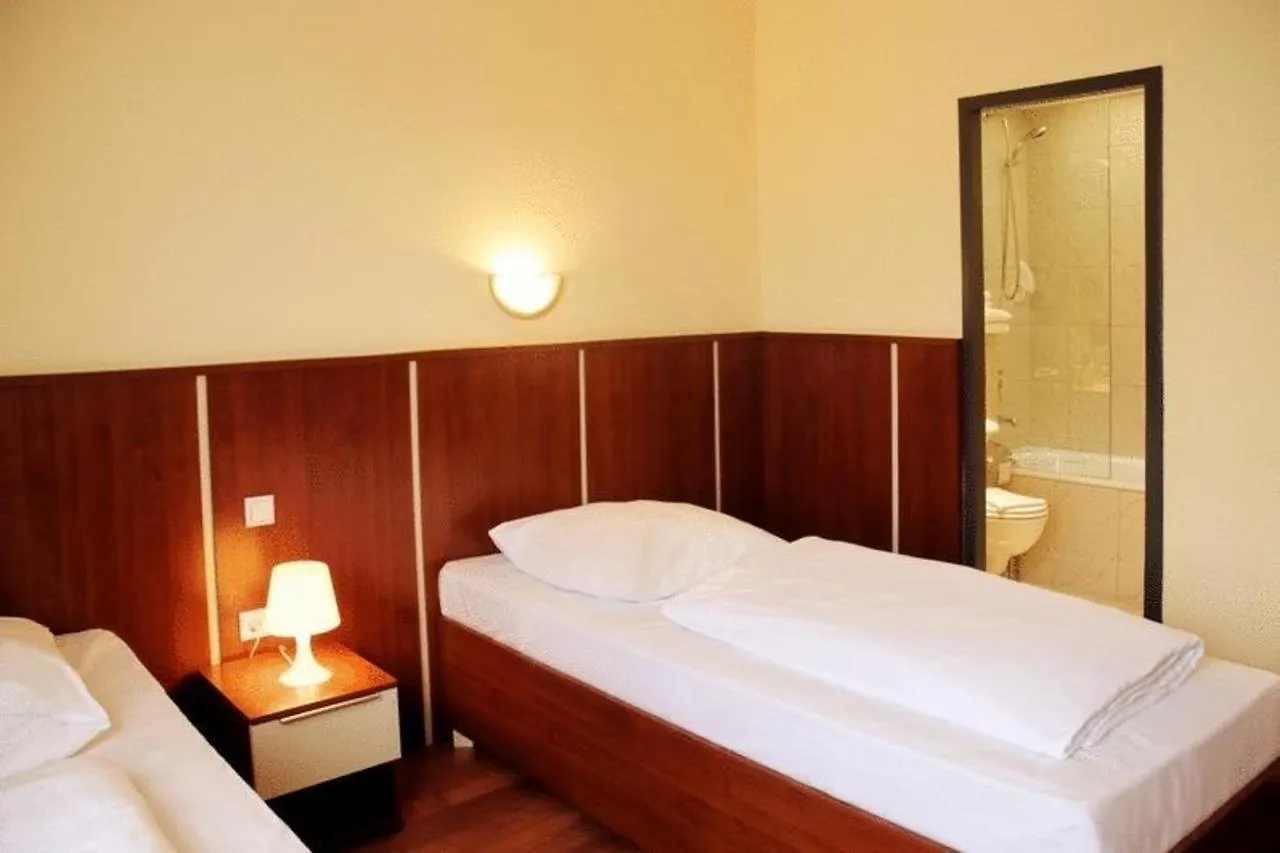 Atlas City Hotel Munich