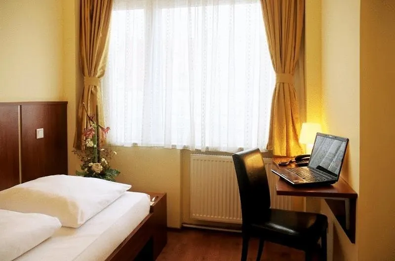 Atlas City Hotel Monachium 3*,  Niemcy